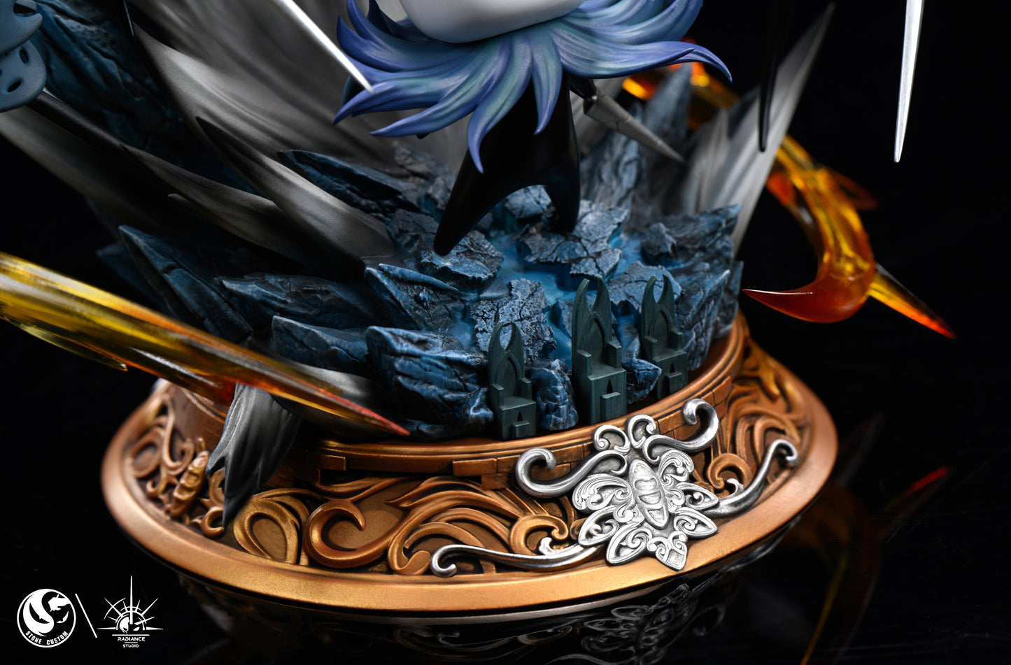 STONE CUSTOM x RADIANCE STUDIO – HOLLOW KNIGHT: 5. THE KNIGHT VS MANTIS LORDS [PRE-ORDER]