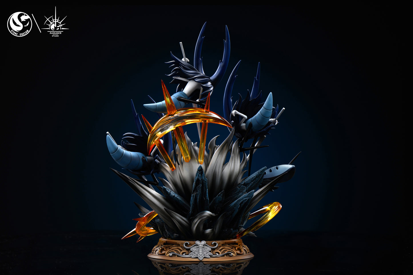 STONE CUSTOM x RADIANCE STUDIO – HOLLOW KNIGHT: 5. THE KNIGHT VS MANTIS LORDS [PRE-ORDER]