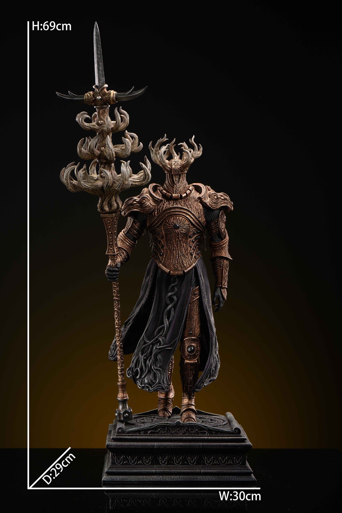 SWORD & WING STUDIO – ELDEN RING: CRUCIBLE KNIGHT [PRE-ORDER]