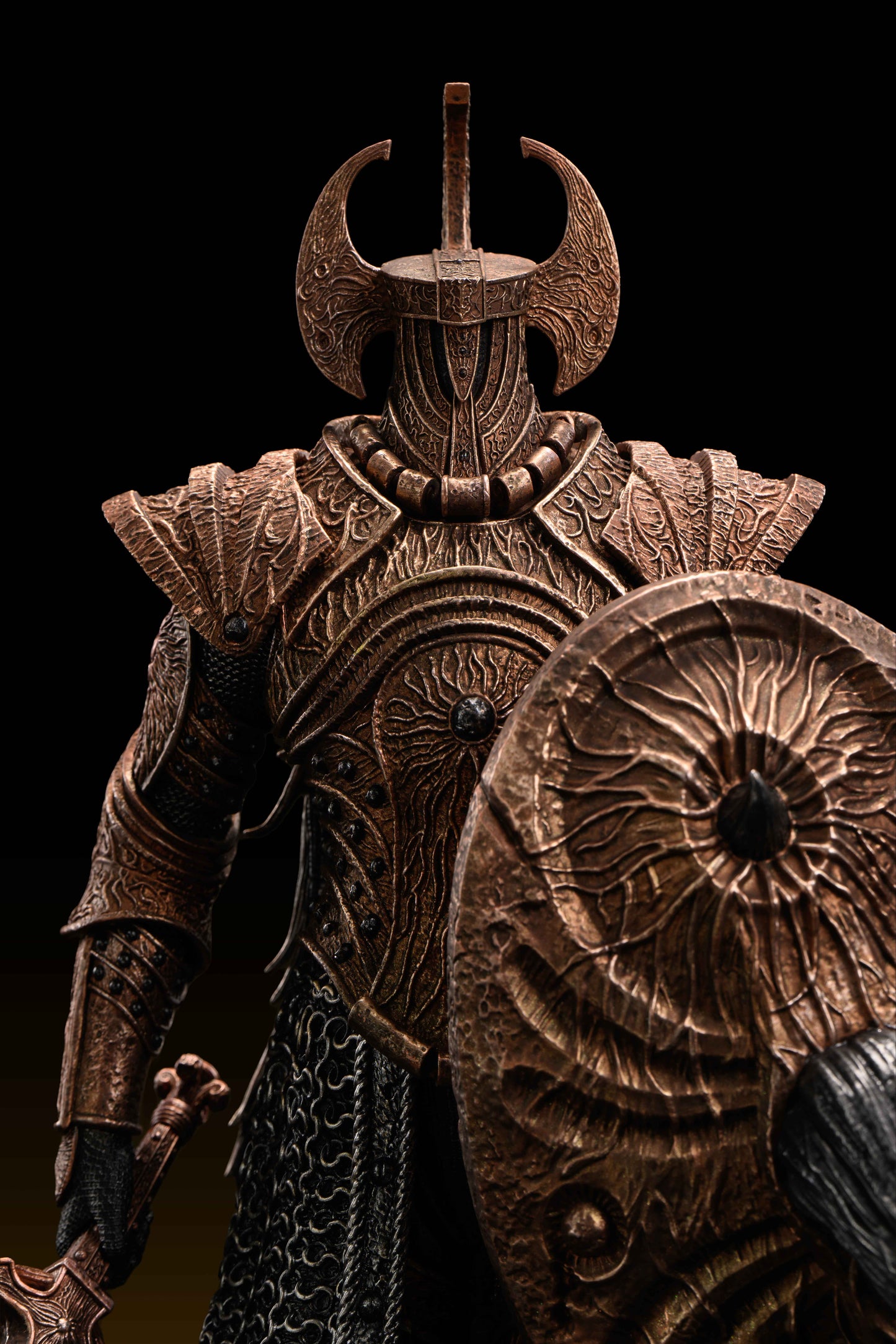 SWORD & WING STUDIO – ELDEN RING: CRUCIBLE KNIGHT [PRE-ORDER]