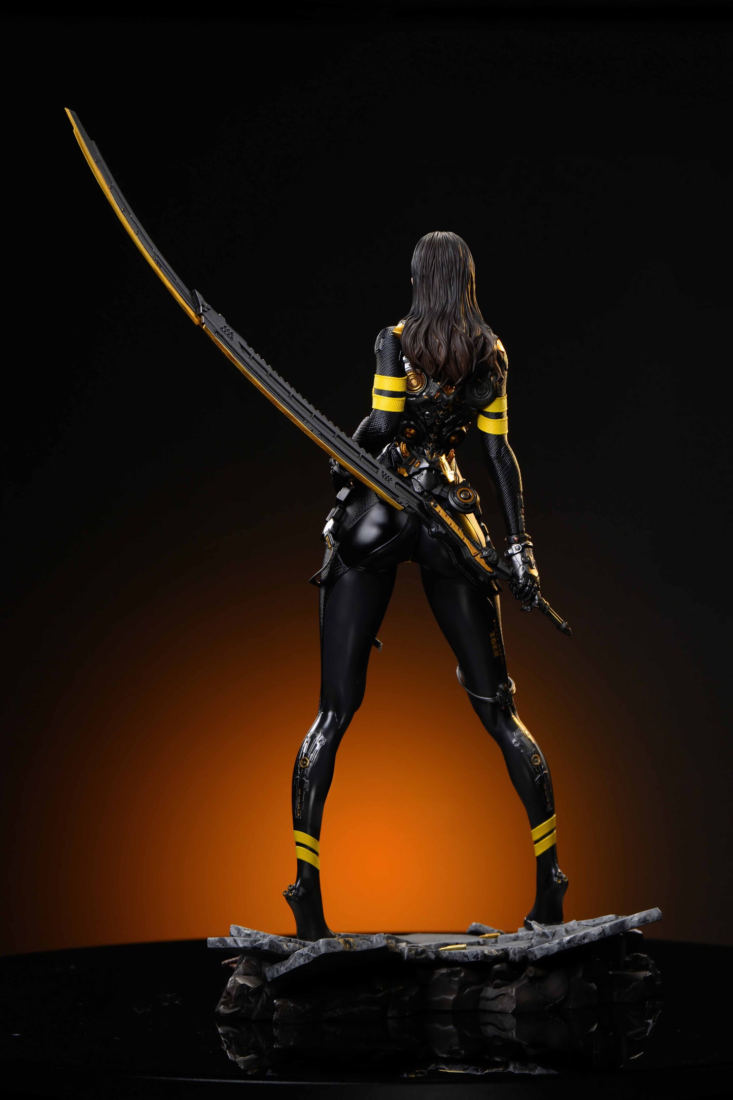 SWORD & WING STUDIO – STELLAR BLADE: EVE AND TACHY [PRE-ORDER]