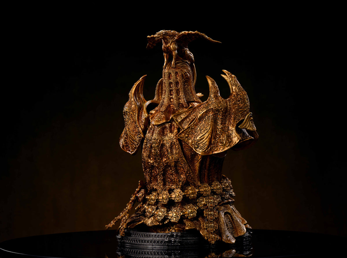 SWORD & WING STUDIO - ELDEN RING TREE SENTINEL, DRACONIC TREE SENTINEL AND HALIGTREE KNIGHT LORETTA BUST 13 20