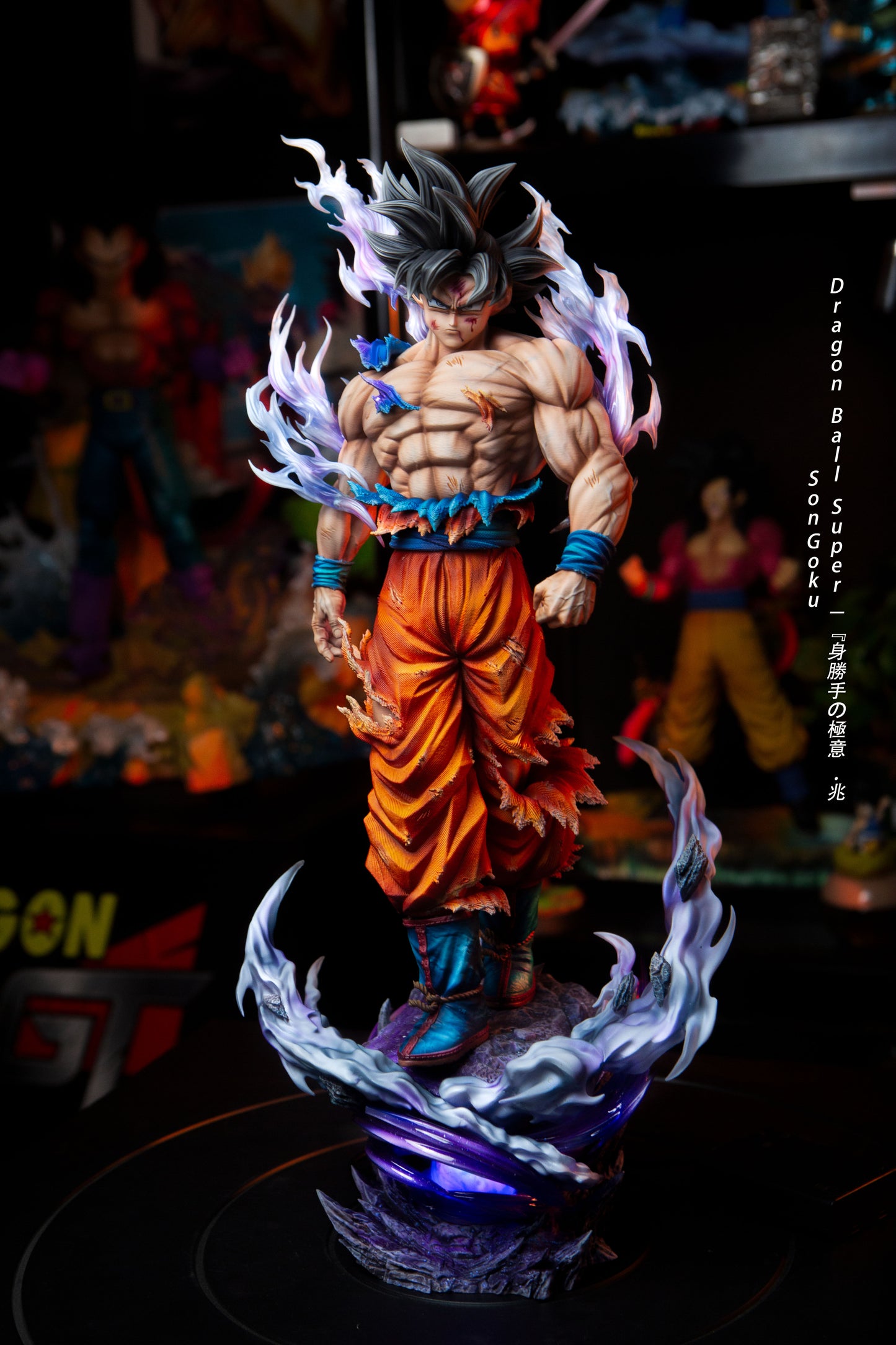 YUNQI STUDIO - DRAGON BALL SUPER: ULTRA INSTINCT GOKU [IN STOCK]