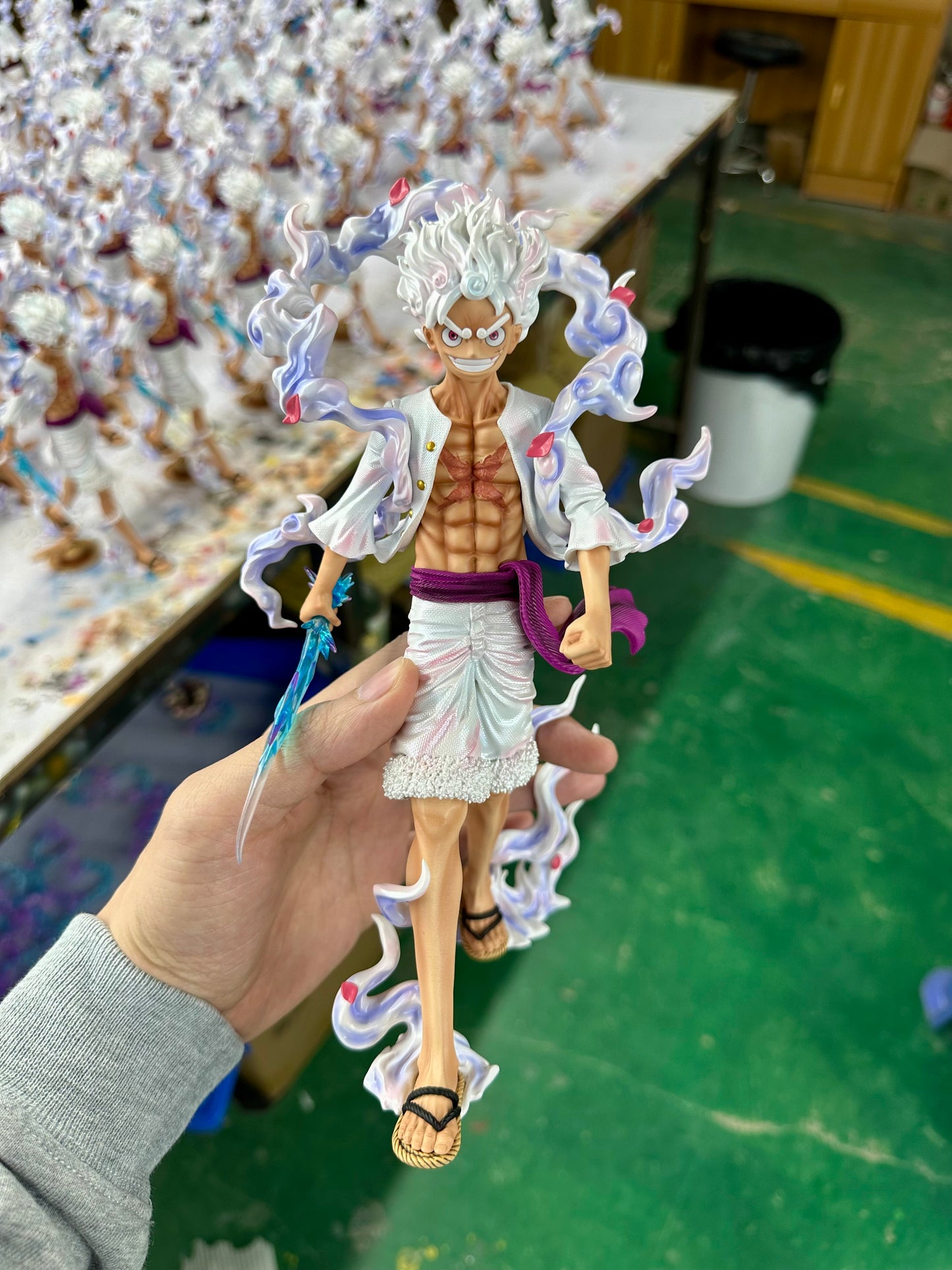 ZOOK FACTORY STUDIO – ONE PIECE: WALKING POSE NIKA LUFFY [IN STOCK]