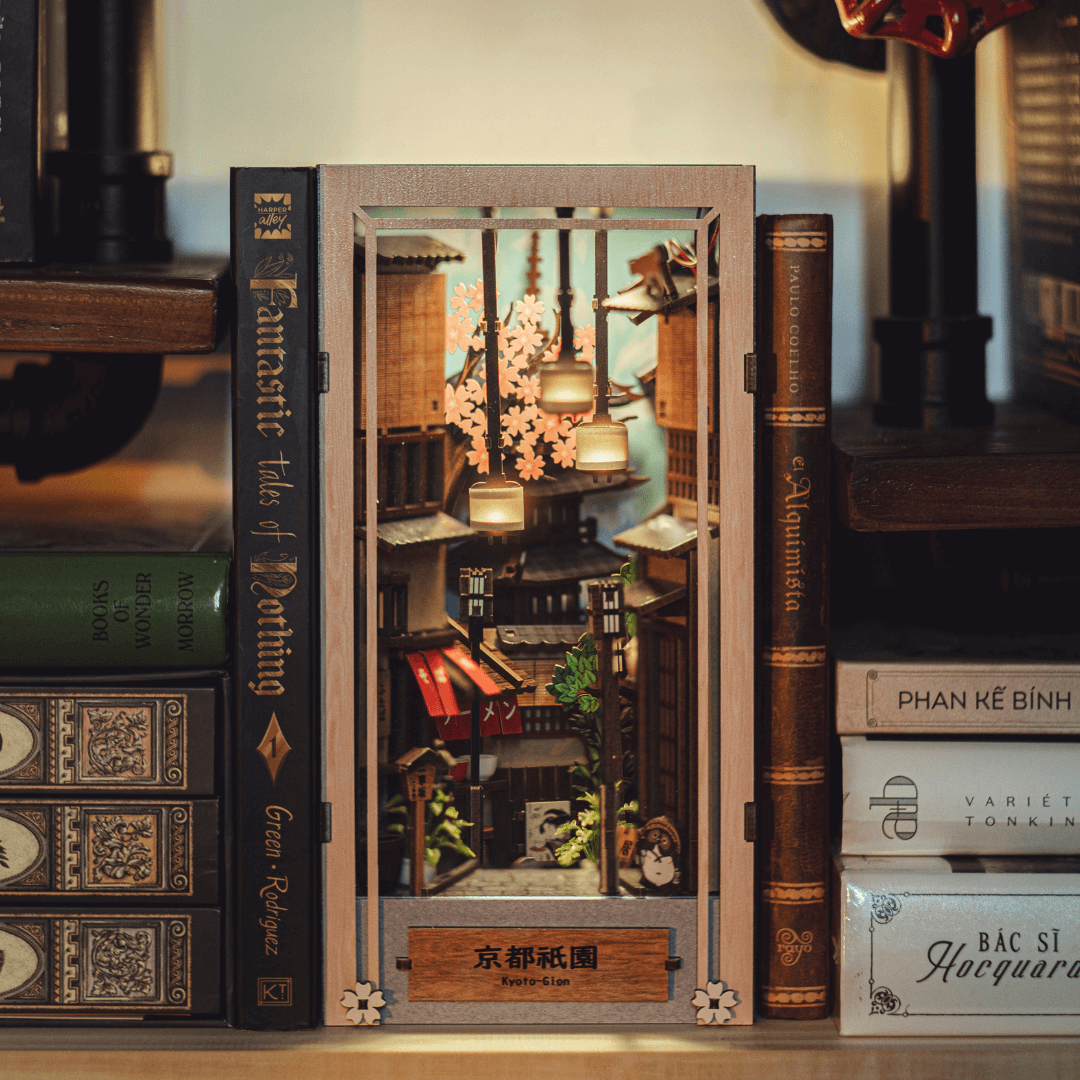 ANAVRIN – KYOTO GION BOOK NOOK KIT 1