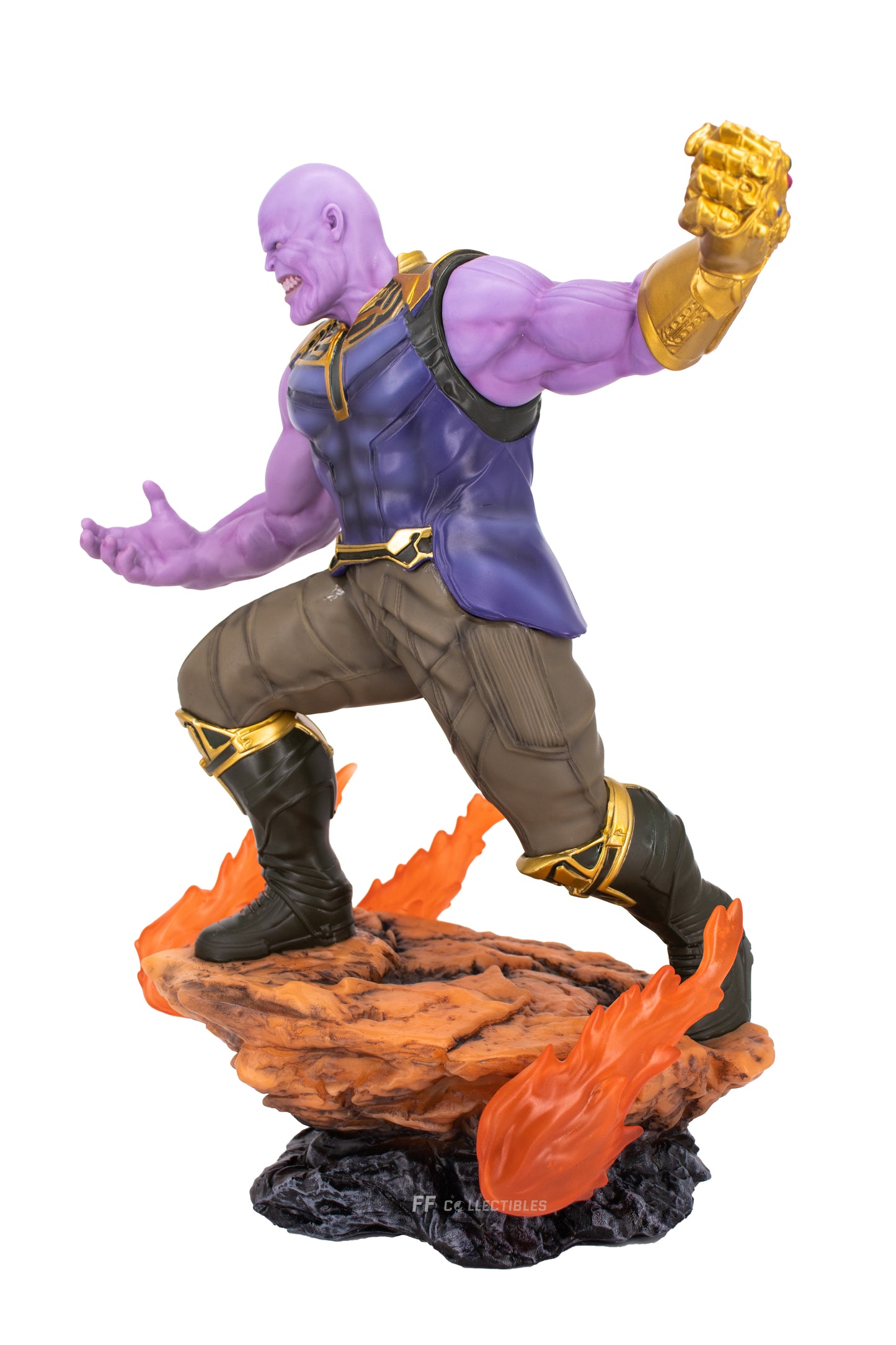 MARVEL'S AVENGERS INFINITY WAR - THANOS RESIN STATUE 1/10 SCALE COLLECTIBLE (1)
