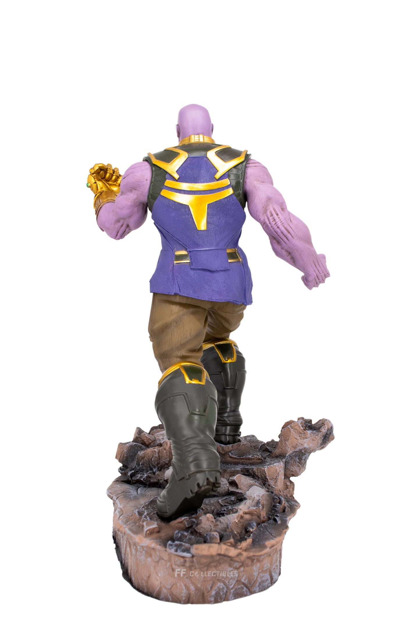 MARVEL'S AVENGERS INFINITY WAR - THANOS RESIN STATUE 1/10 SCALE COLLECTIBLE (2)