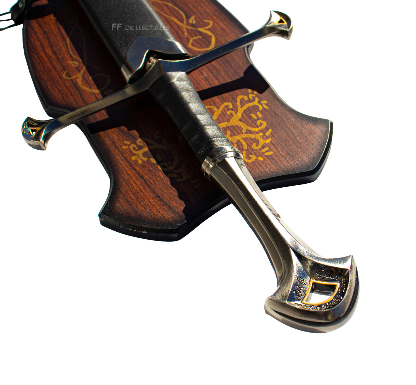 LORD OF THE RINGS- ANDURIL, FLAME OF THE WEST, SWORD OF ARAGORN (+ WALL PLAQUE)
