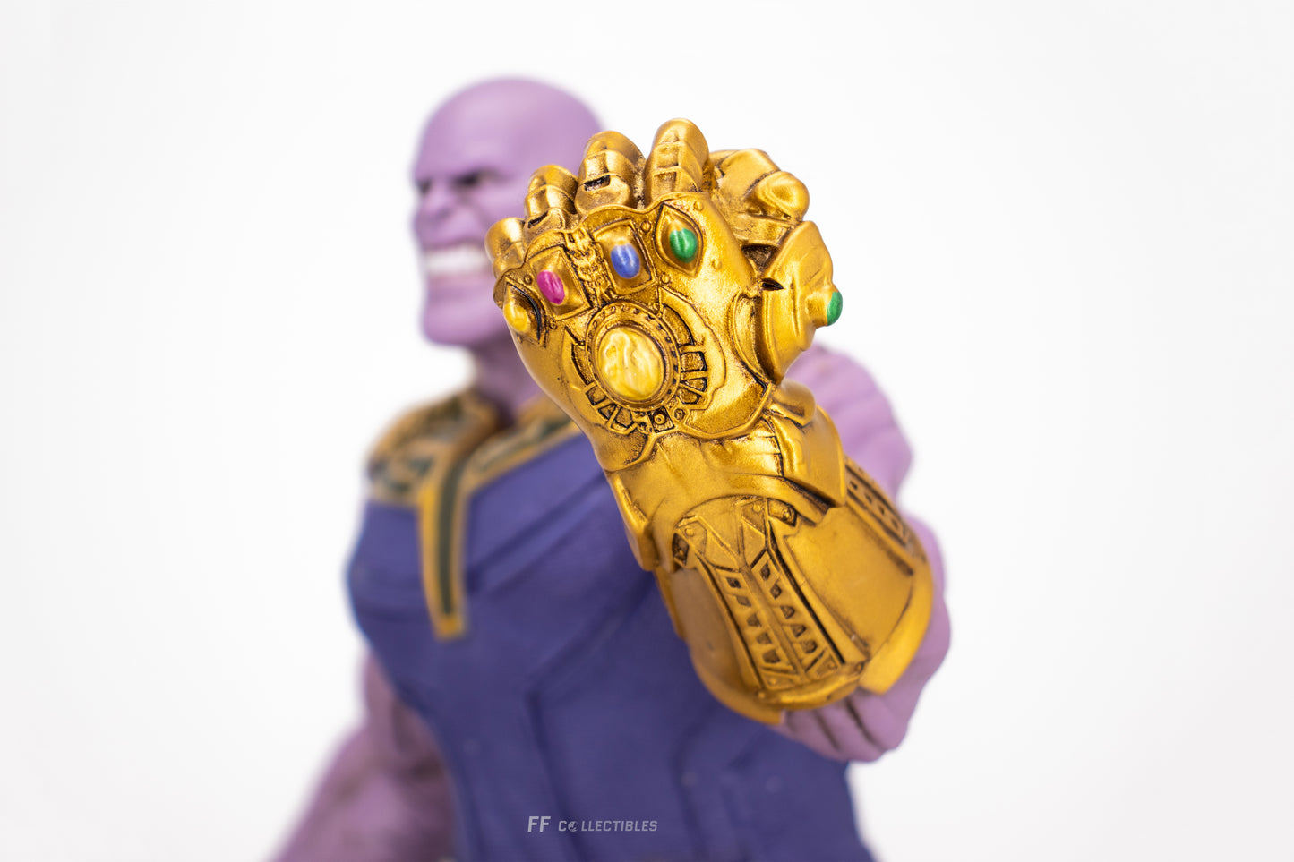 MARVEL'S AVENGERS INFINITY WAR - THANOS RESIN STATUE 1/10 SCALE COLLECTIBLE (2)