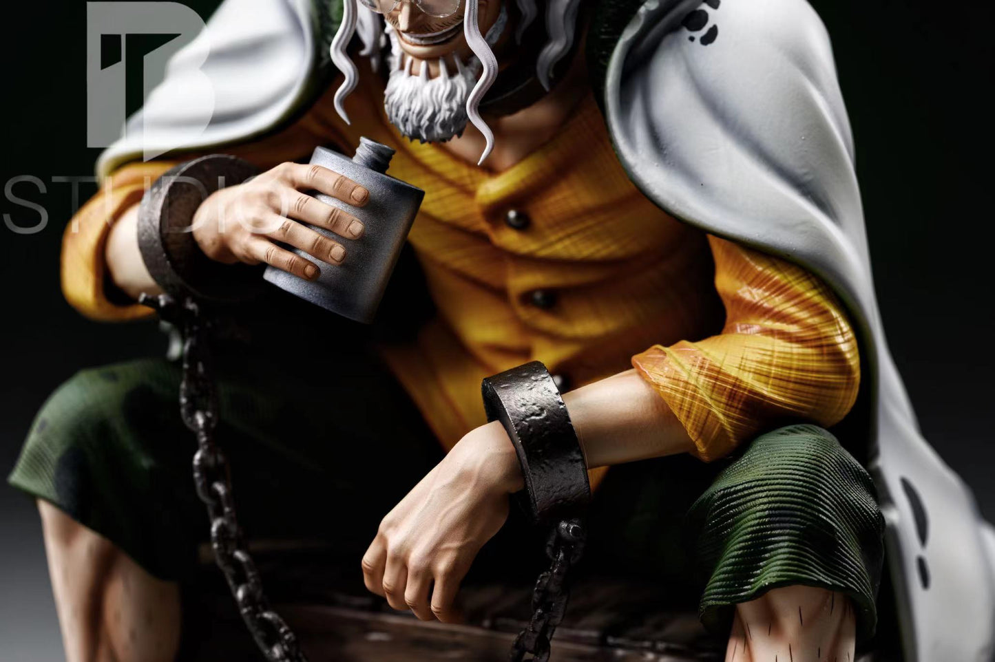 BT STUDIO – ONE PIECE: SITTING POSE SERIES DARK KING RAYLEIGH [SOLD OUT]