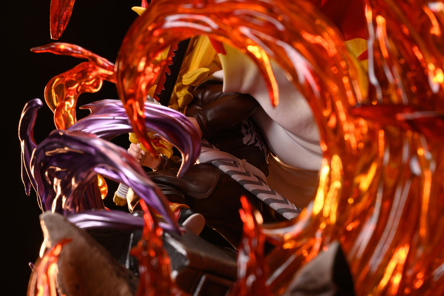 IU STUDIO – DEMON SLAYER: SD HASHIRA SERIES - FLAME HASHIRA KYOJURO RENGOKU [SOLD OUT]