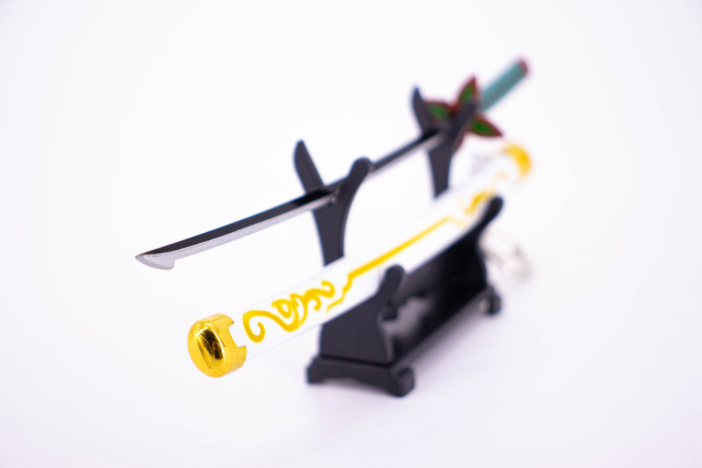 DEMON SLAYER – SHINOBU KOCHO’S NICHIRIN SWORD KEYCHAIN