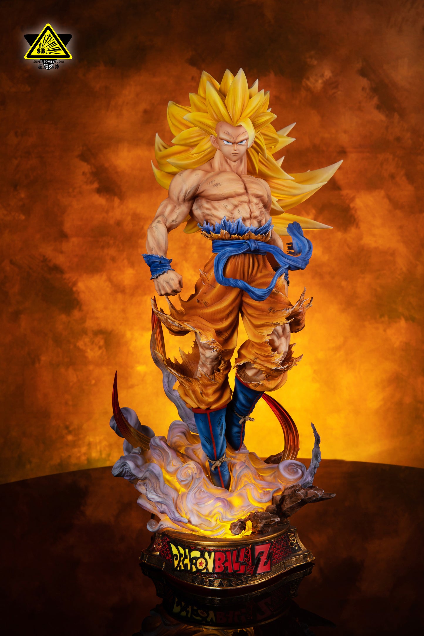 SUPER BOMB STUDIO – DRAGON BALL Z: SUPER SAIYAN 3 GOKU [IN STOCK]