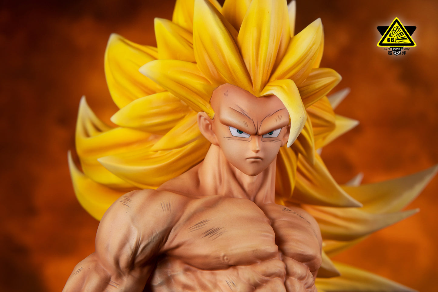 SUPER BOMB STUDIO – DRAGON BALL Z: SUPER SAIYAN 3 GOKU [IN STOCK]
