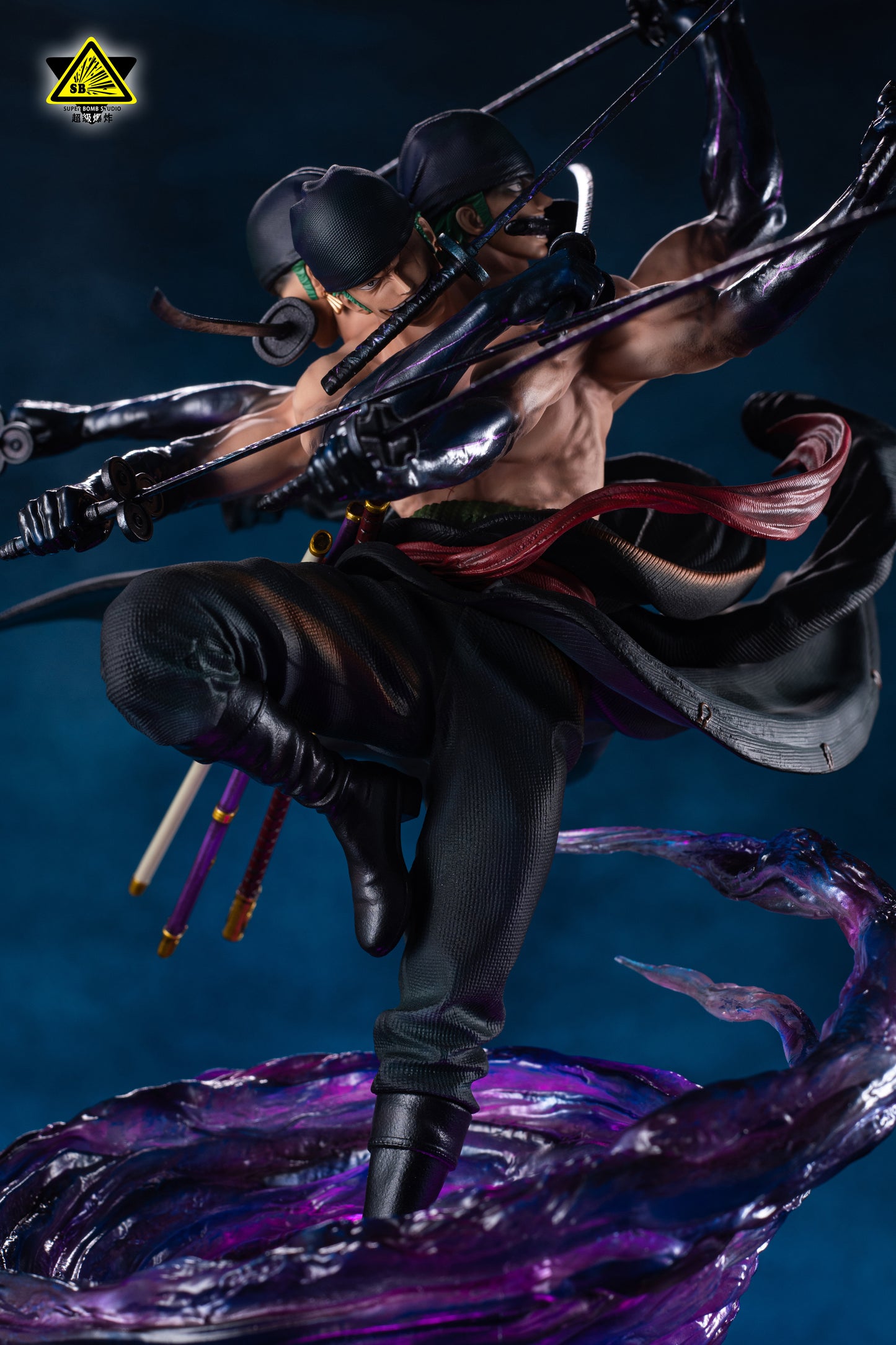 SUPER BOMB STUDIO – ONE PIECE: SANTORYU AND KYUTORYU RORONOA ZORO [IN STOCK]