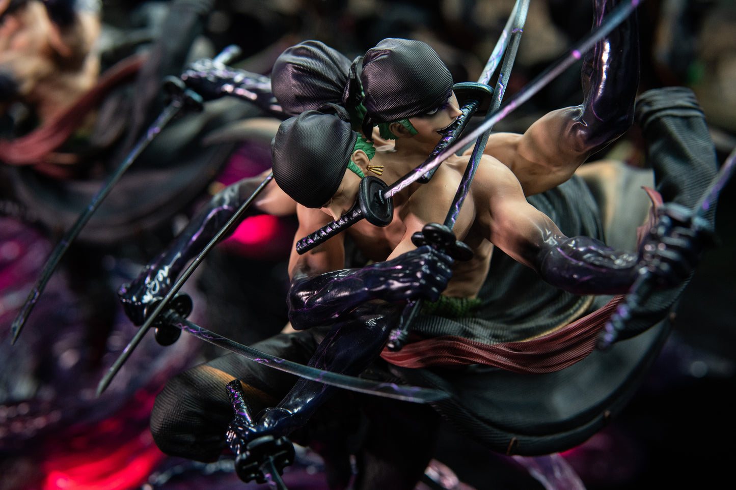 SUPER BOMB STUDIO – ONE PIECE: SANTORYU AND KYUTORYU RORONOA ZORO [IN STOCK]