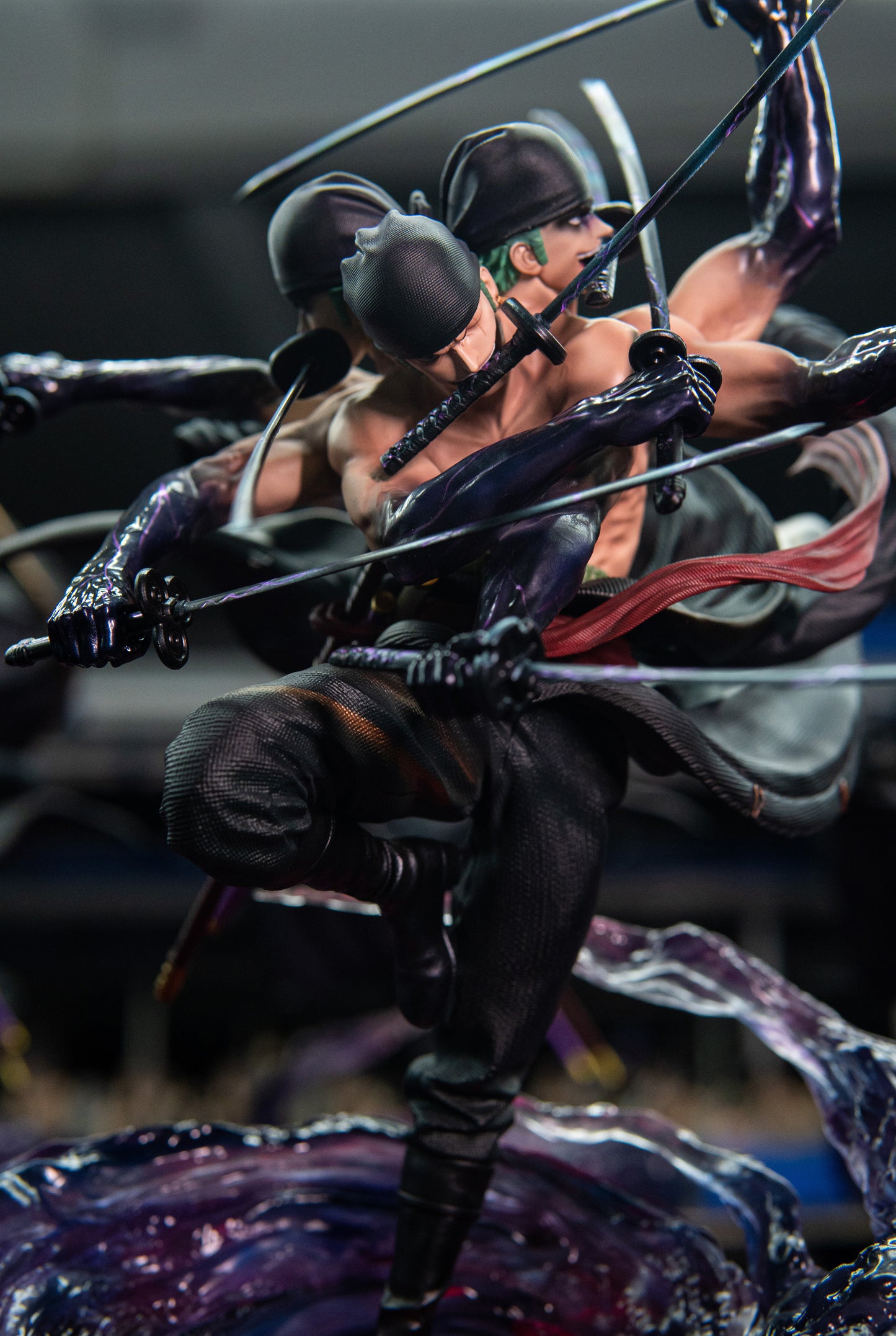 SUPER BOMB STUDIO – ONE PIECE: SANTORYU AND KYUTORYU RORONOA ZORO [IN STOCK]