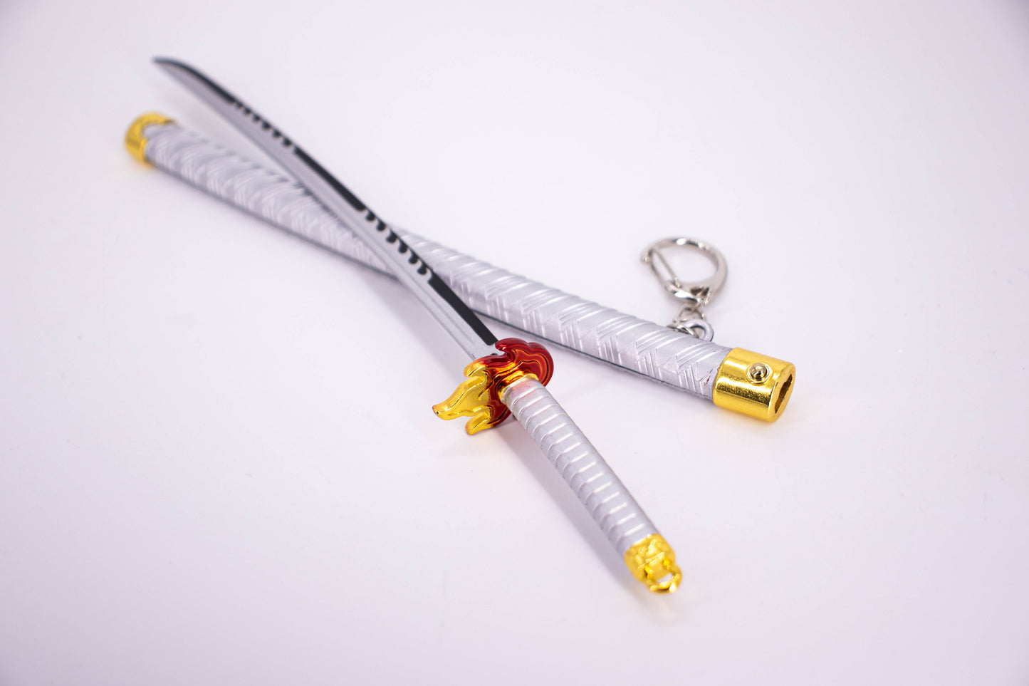 DEMON SLAYER – TANJIRO KAMADO’S FINAL NICHIRIN SWORD KEYCHAIN