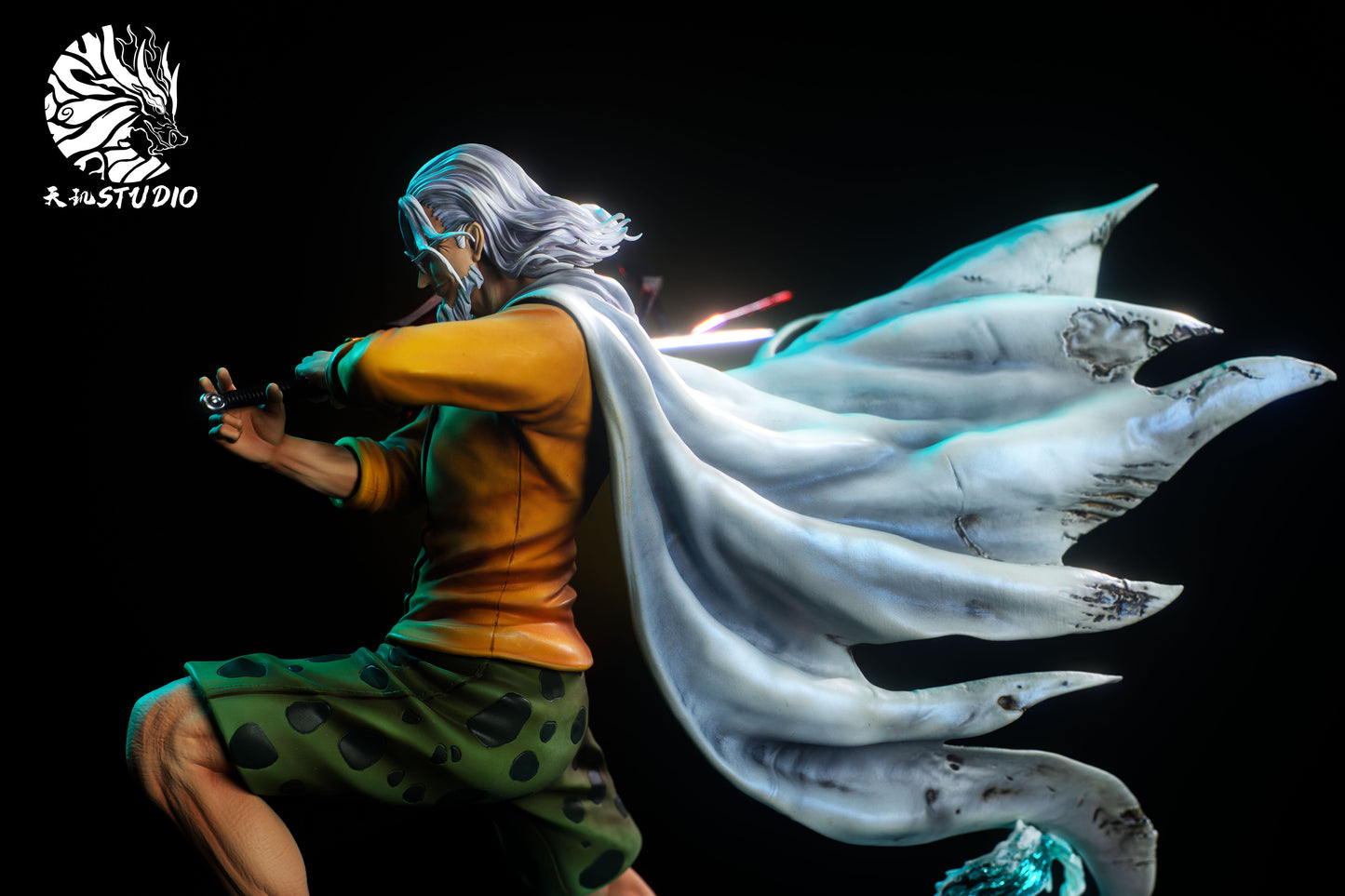 TIAN JI STUDIO – ONE PIECE: VICE CAPTAIN SERIES, “DARK KING” SILVERS RAYLEIGH [IN STOCK]